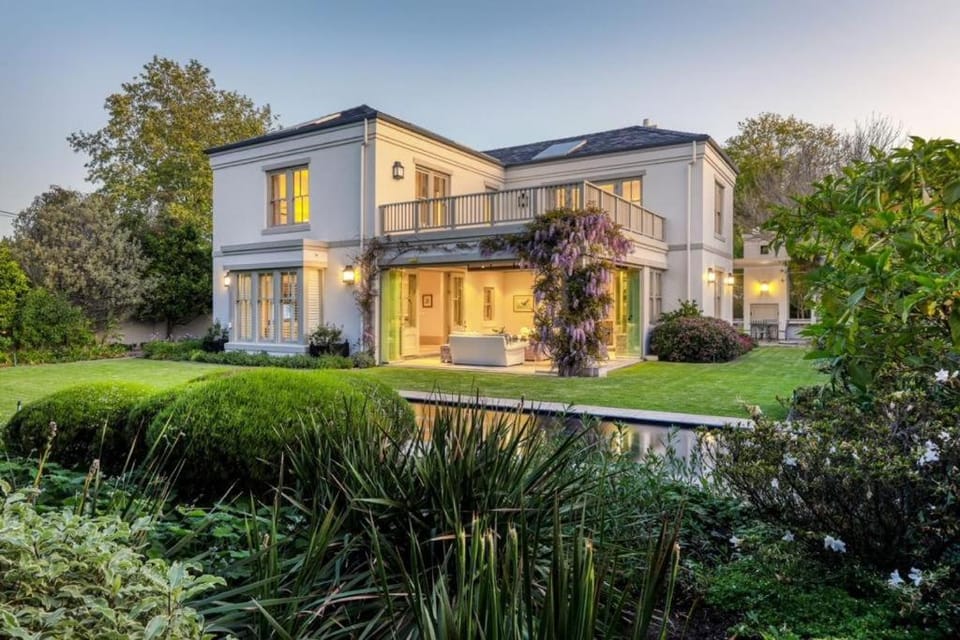 Property building, Garden view