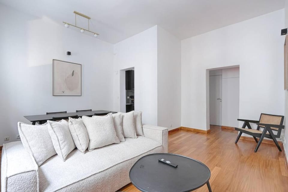 Living room, Photo of the whole room, Dining area, Bedroom