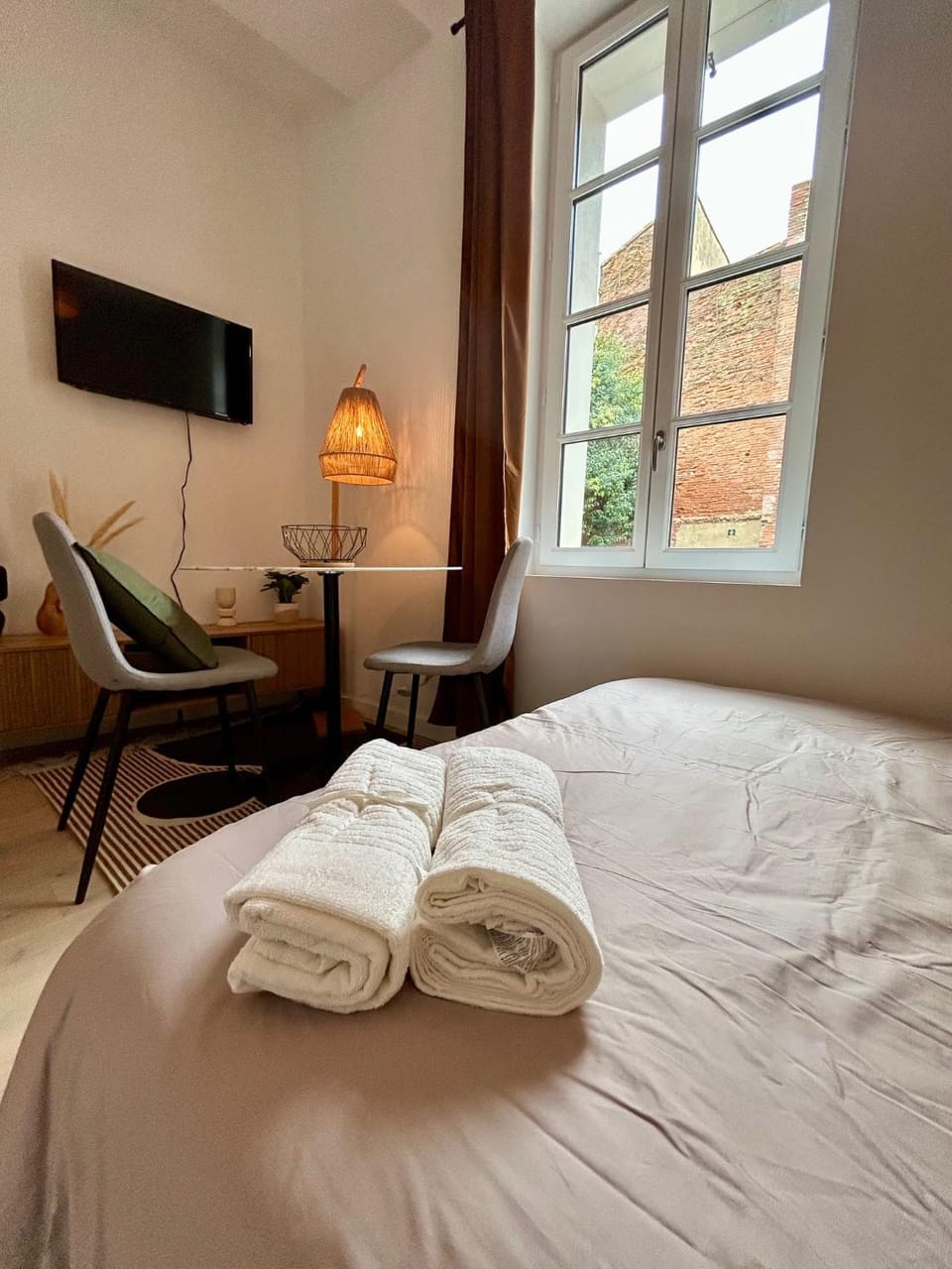 TV and multimedia, towels