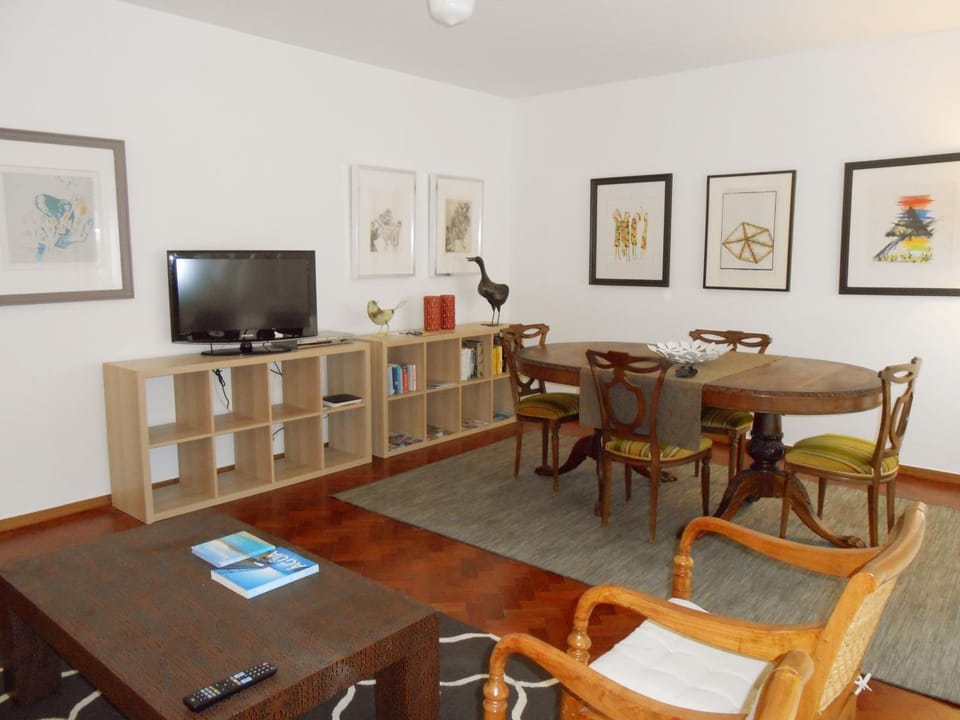Property building, Communal lounge/ TV room