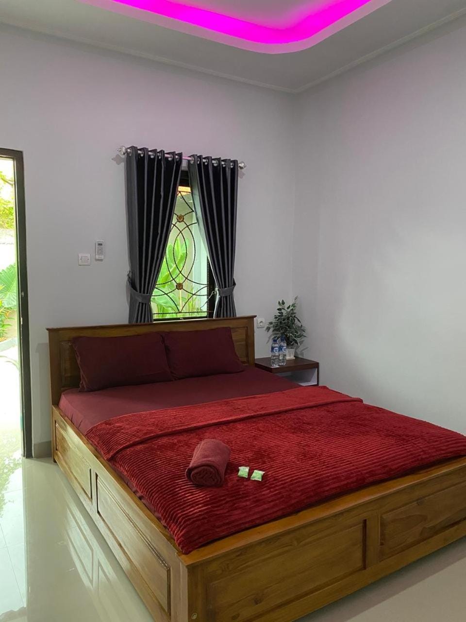 Penginapan angsoka 2 Bed and Breakfast in Buleleng