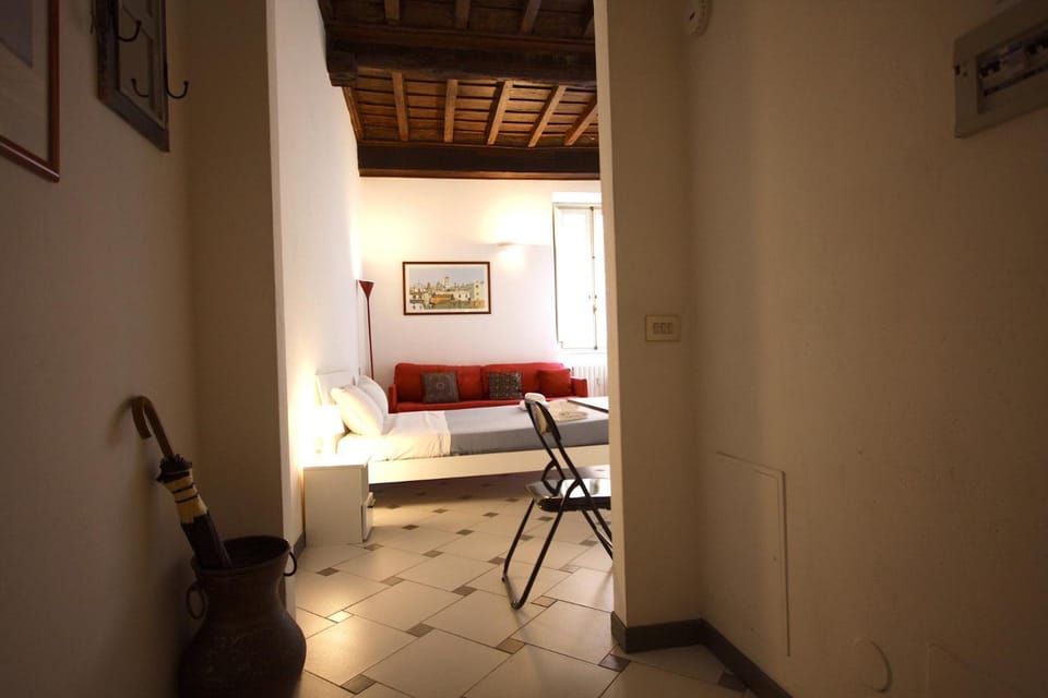 Lovely studio in Campo de Fiori Apartment in Rome