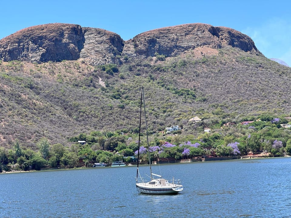 Day, Natural landscape, Activities, Lake view, Mountain view, River view