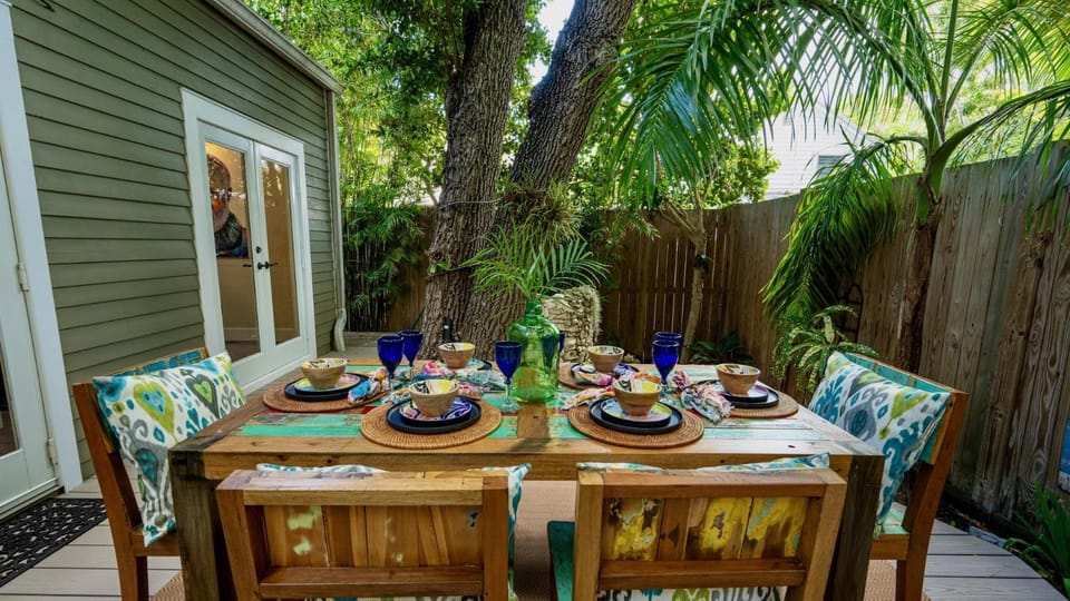 Angelas Eclectic Gallery by Last Key Realty House in Key West