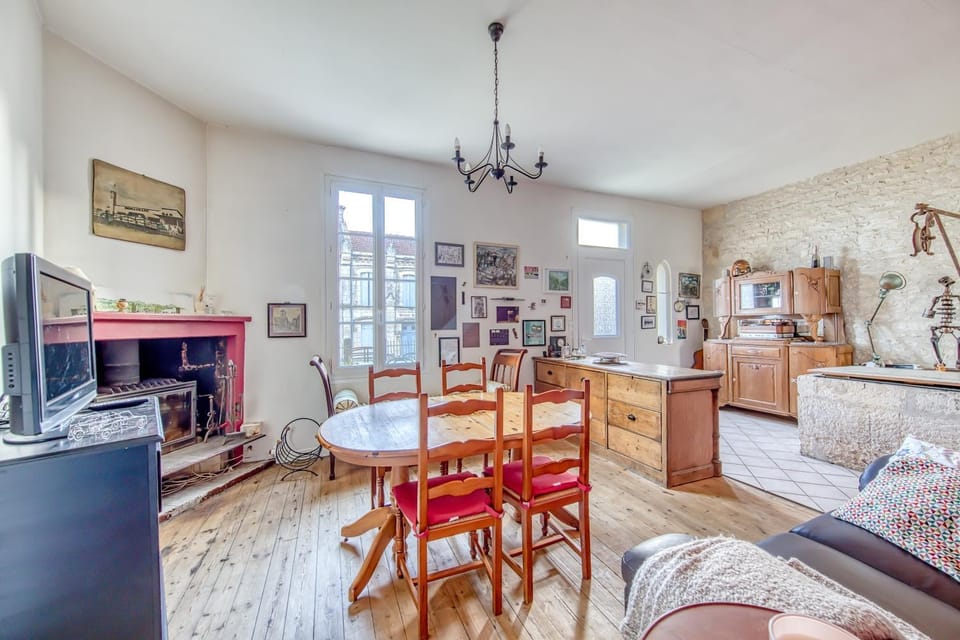 Property building, Living room