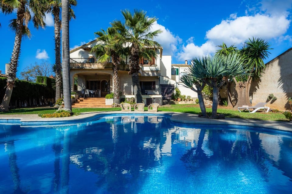 Property building, Living room, Swimming pool