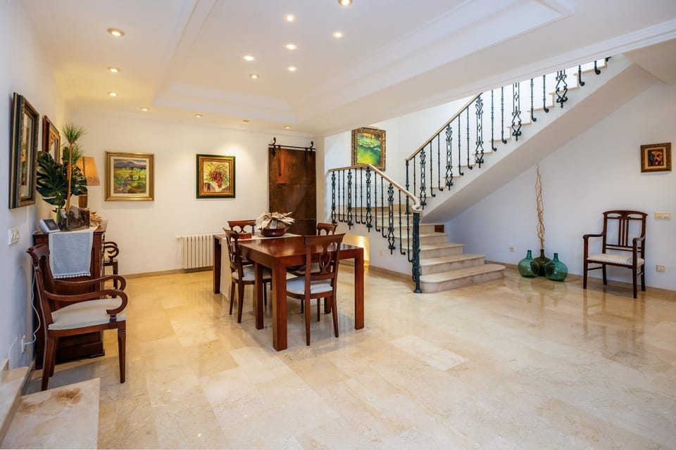 Property building, Living room