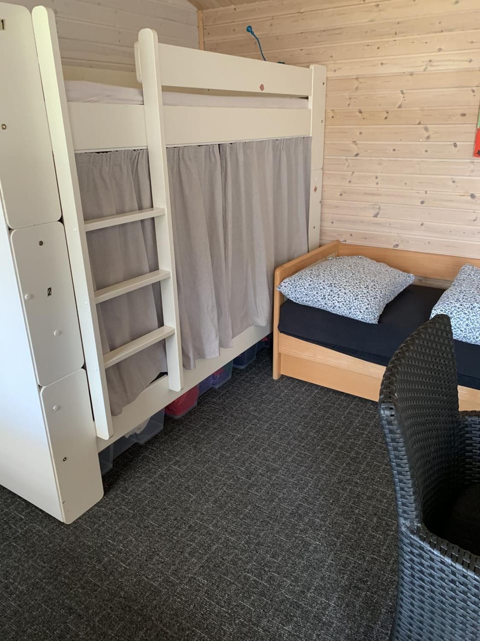 bunk bed