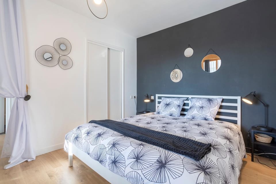 Living room, Bedroom