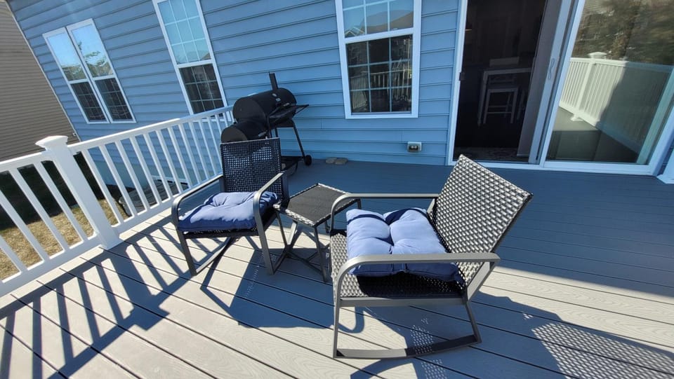 Patio, Balcony/Terrace, Seating area