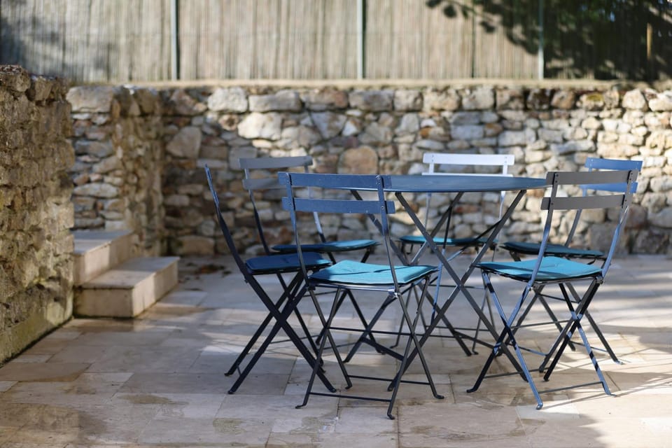 Patio, Day