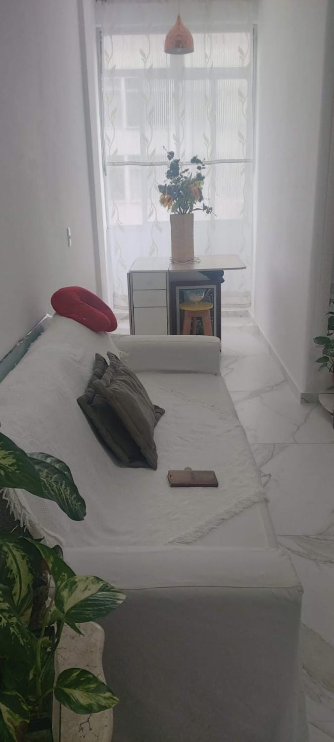 Quarto c ar-condicionado em apê em Copacabana Apartment in Rio de Janeiro