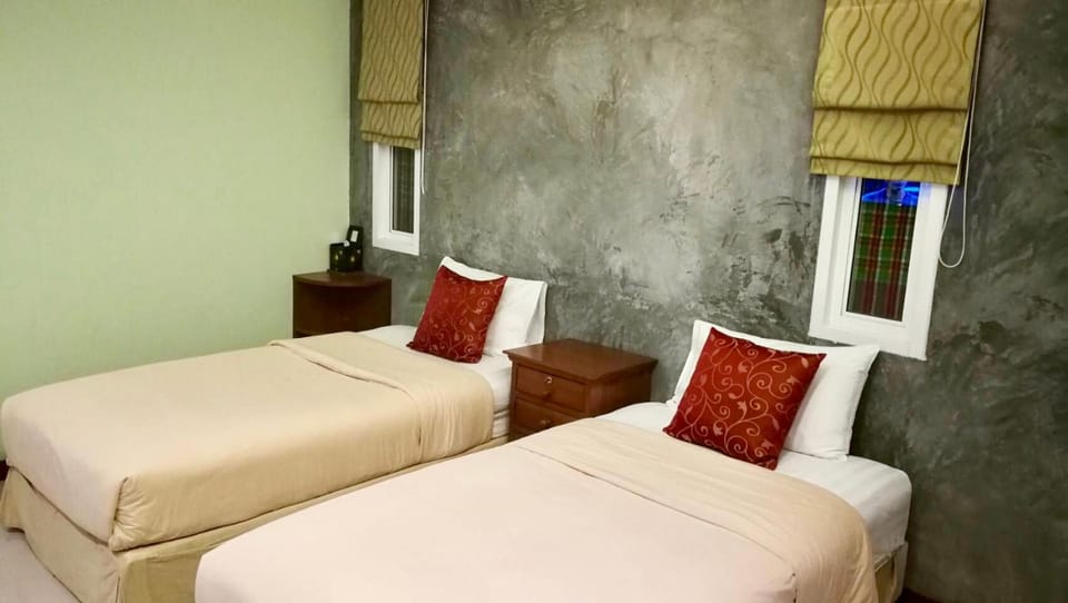 Pennapa Chalet Bed and Breakfast in Chalong