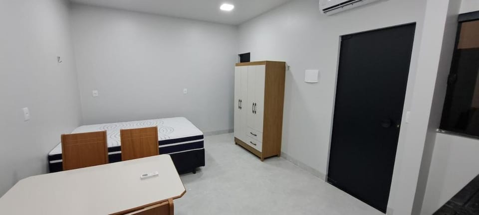 Photo of the whole room, air conditioner