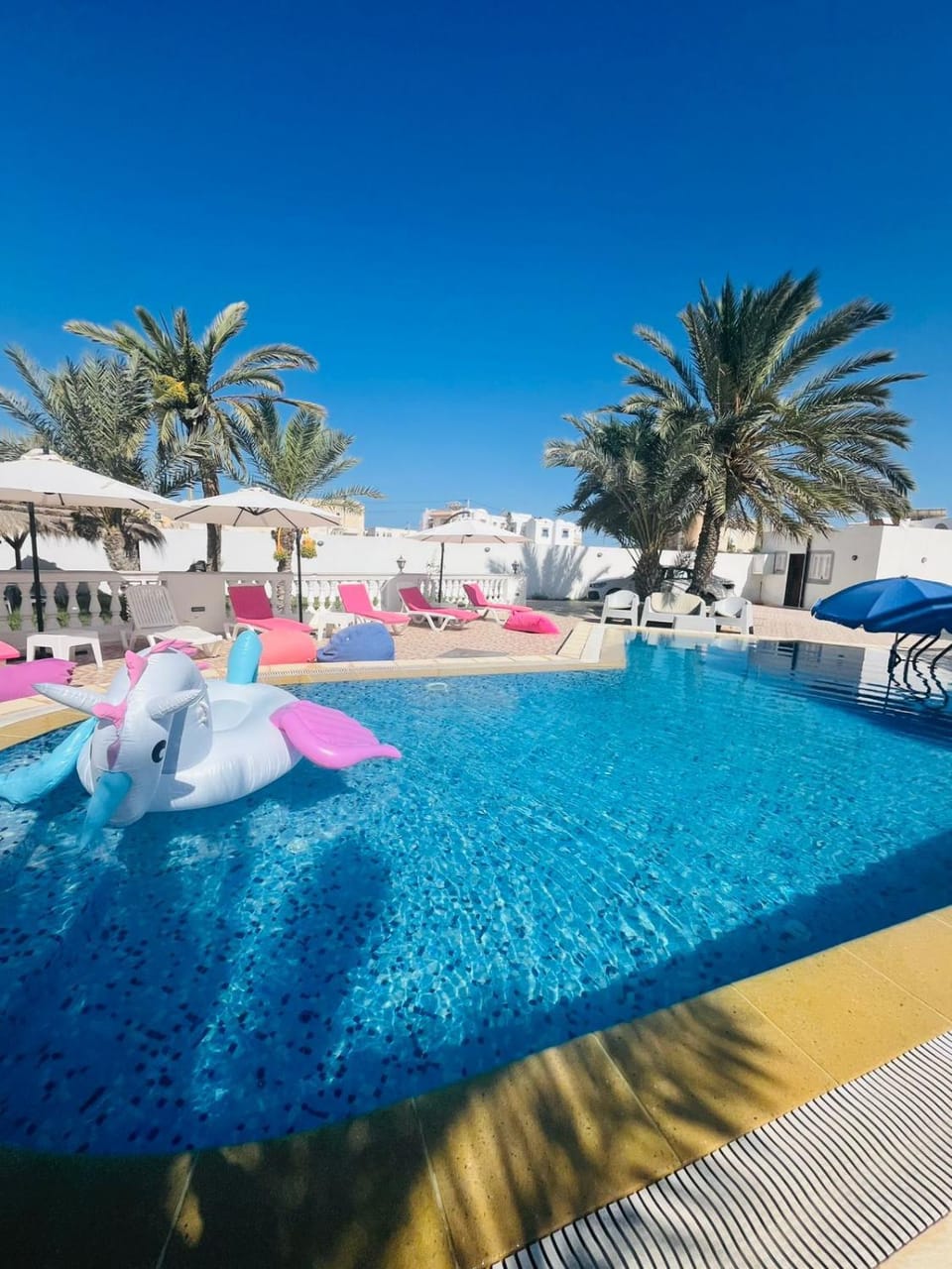 Swimming pool