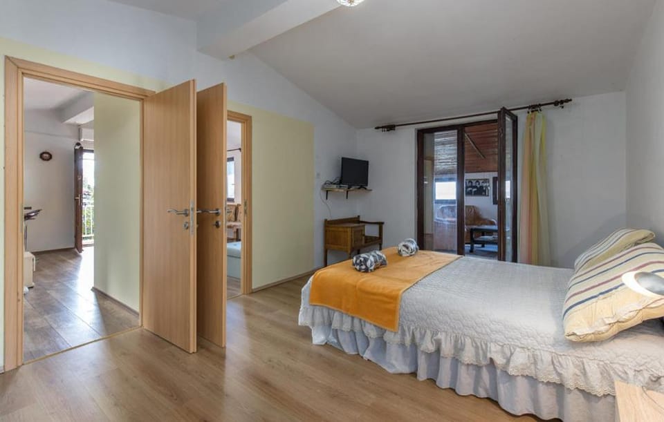 Apartment Bilić Apartment in Lika-Senj County