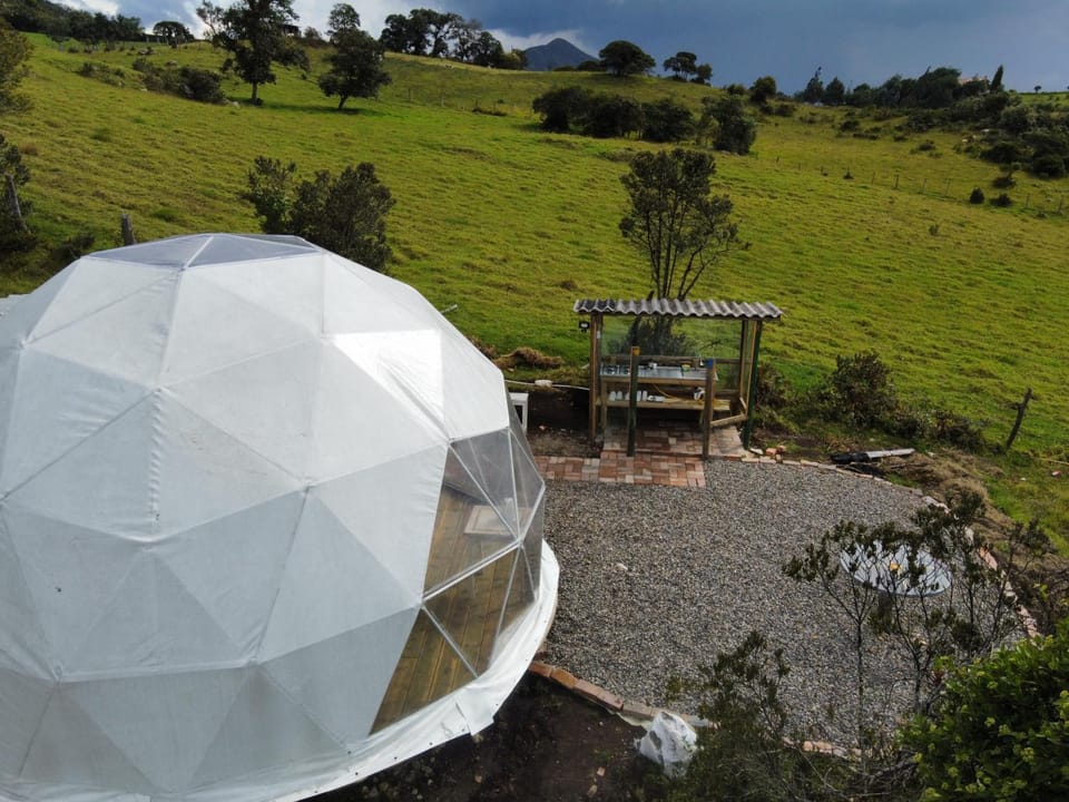 GLAMPING ABRAZO De MONTAÑA GUATAVITA Cap Max 5 pers House in Cundinamarca, Colombia