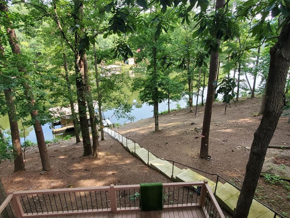 Lake Catherine Serenity Retreat House in Fenter Township