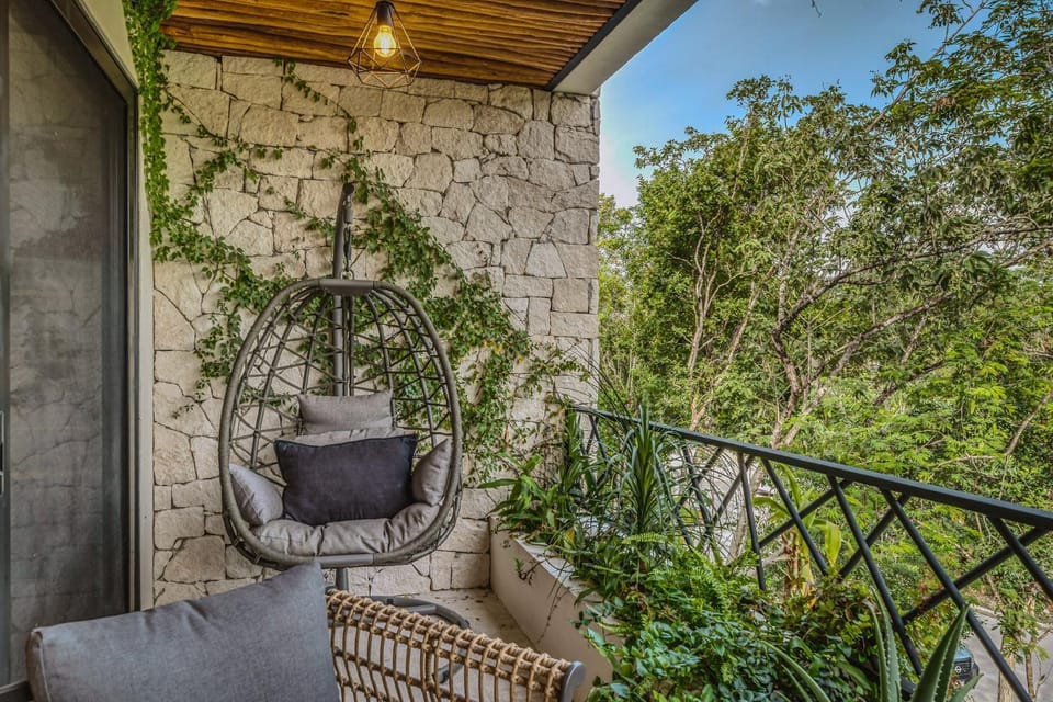 Balcony/Terrace, Garden view