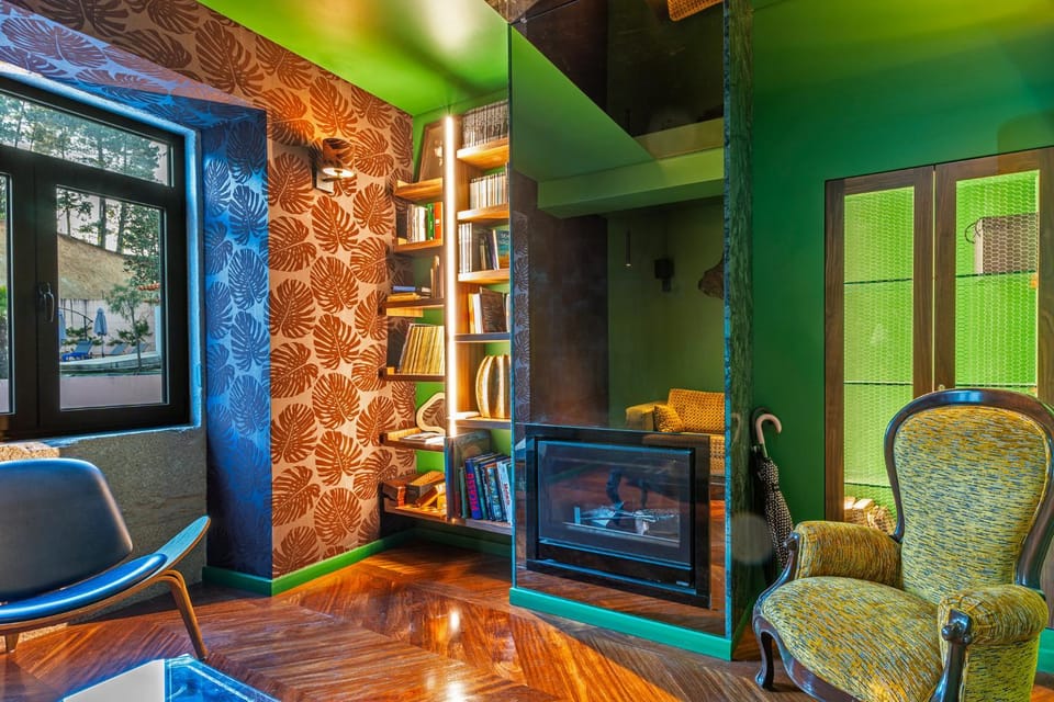 Game Room, Living room