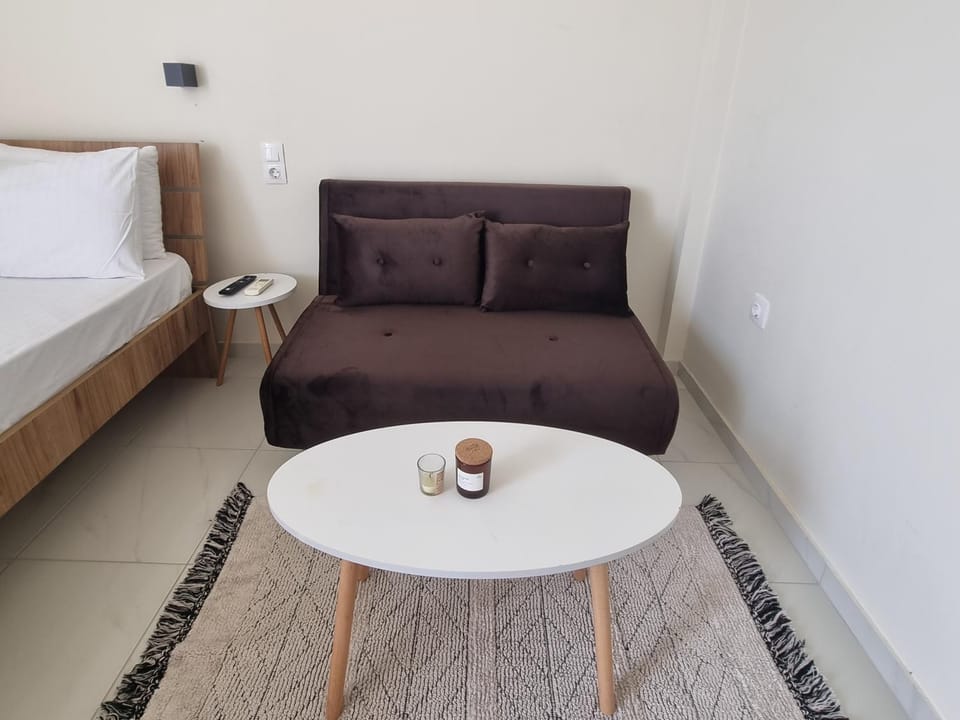 Rooftop Nest Apartment in Volos