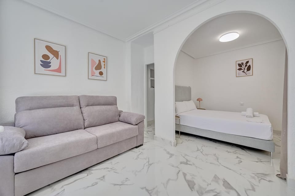Bed, Living room, Photo of the whole room, Bedroom