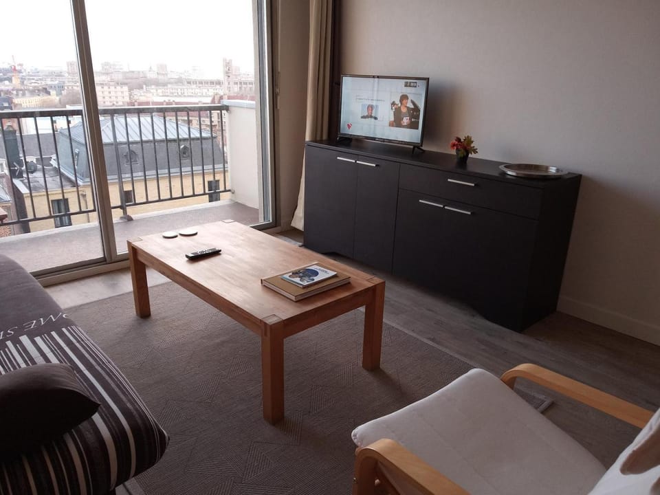 Appartement en Résidence avec terrasse vue ville et mer, parking privé, ascenseur Apartment in Le Havre