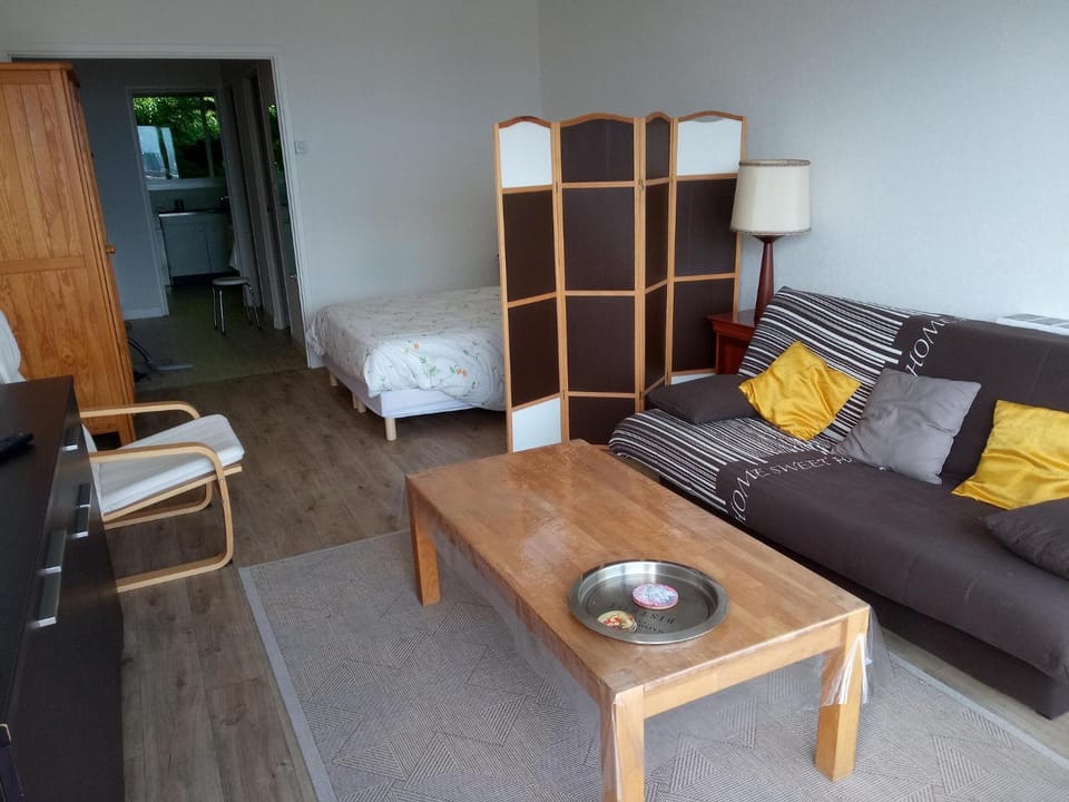 Appartement en Résidence avec terrasse vue ville et mer, parking privé, ascenseur Apartment in Le Havre