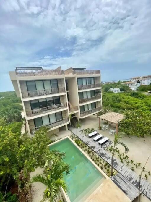Chic Loft Steps from the Beach Apartment in State of Quintana Roo