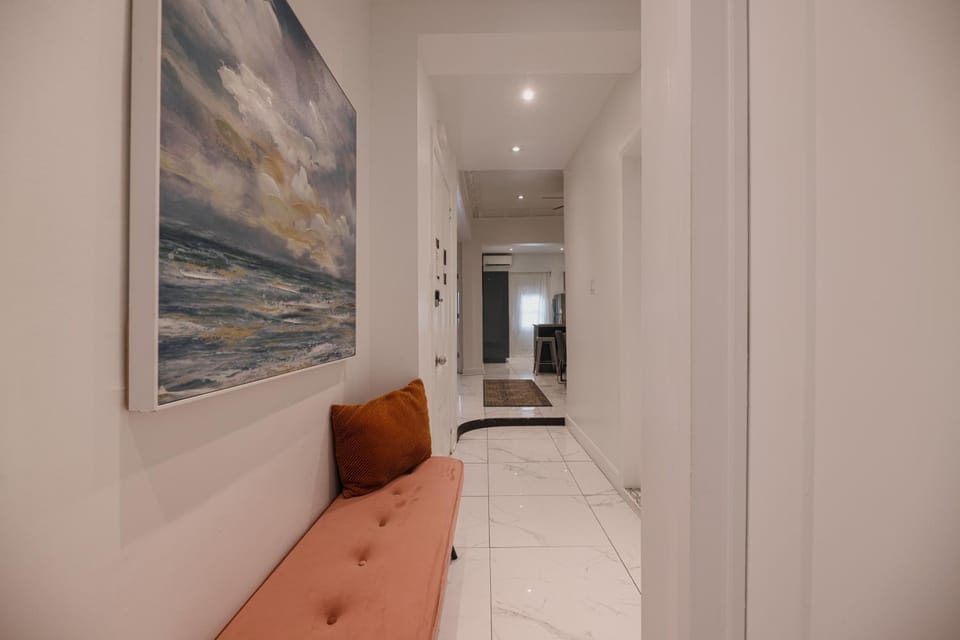 Saint Laurent Signature Suites Montreal Apartment in Laval