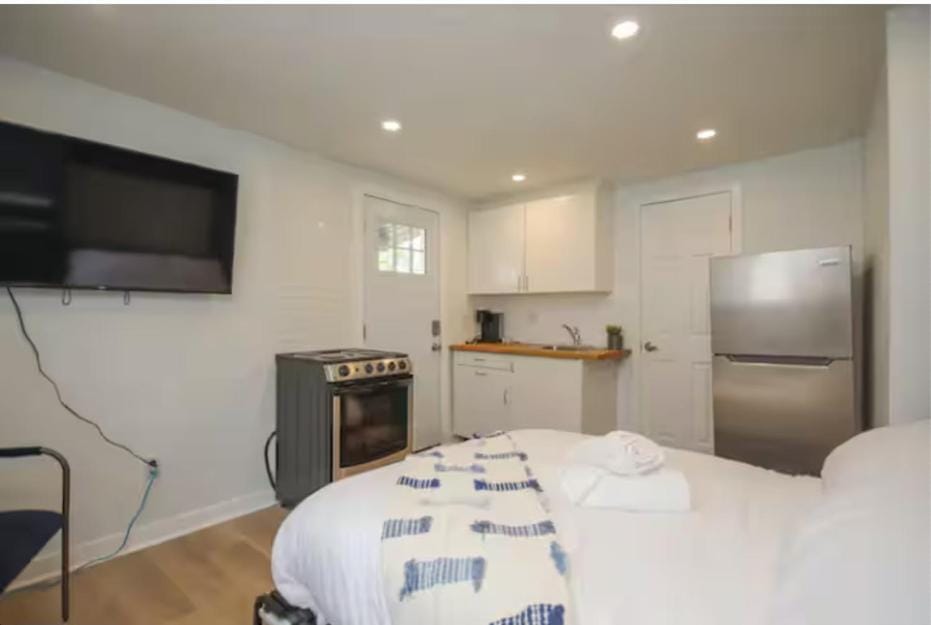 Montfort Hotel Apartment in Gatineau