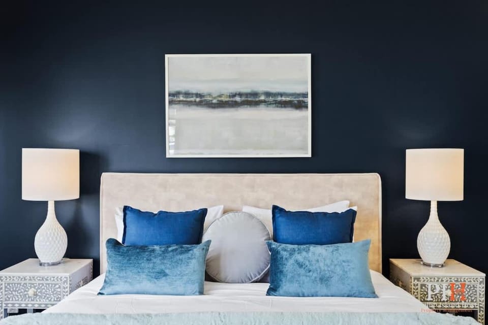 The Block Retreat 5 Bedrooms House in Cowes