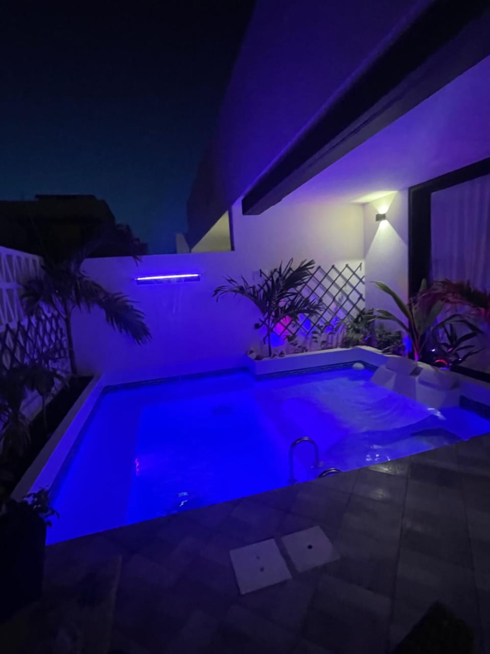 Pool view, Swimming pool