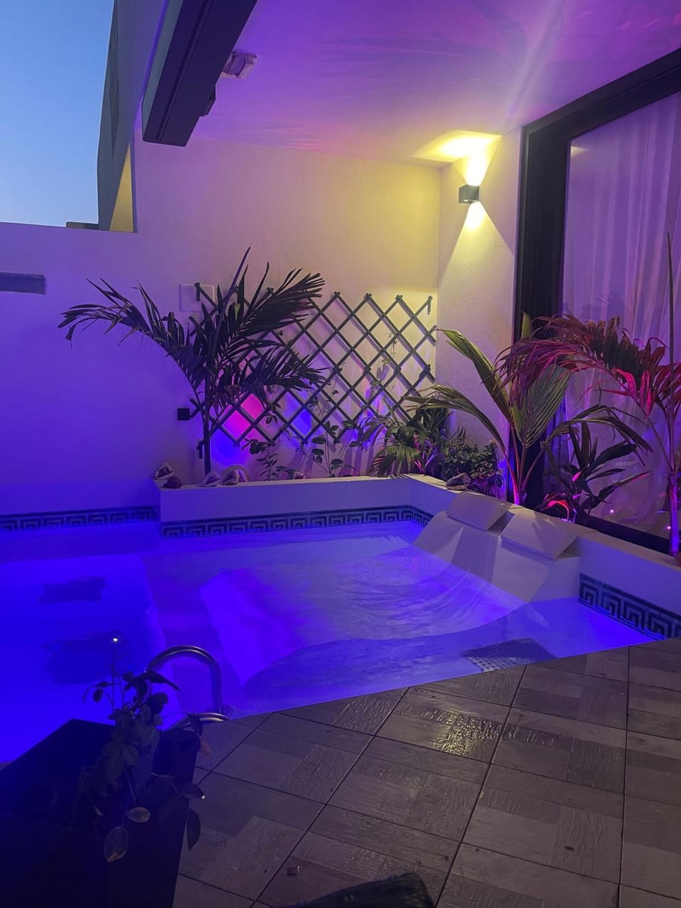 Pool view, Swimming pool