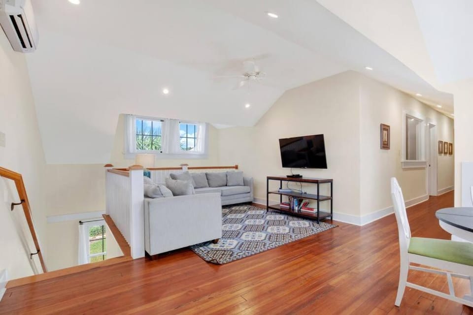 Historic Quarters at the Commissary Unit 3 Apartment in Tybee Island