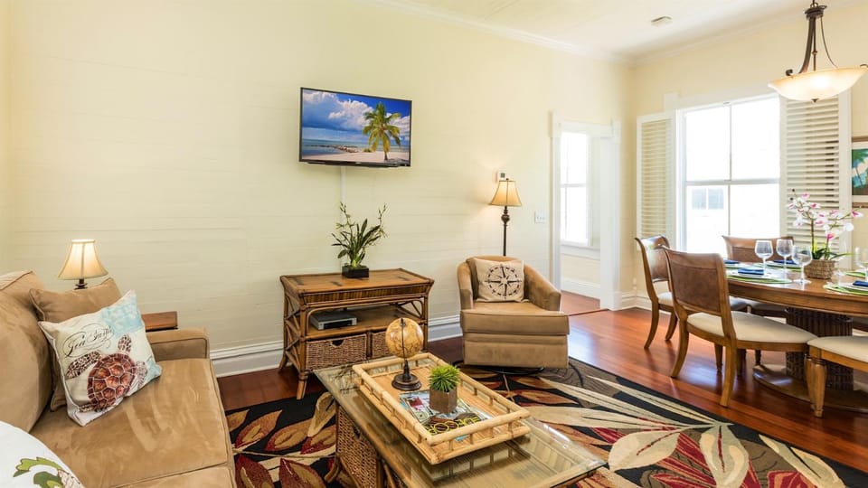 Villa Angelita by Last Key Realty House in Key West