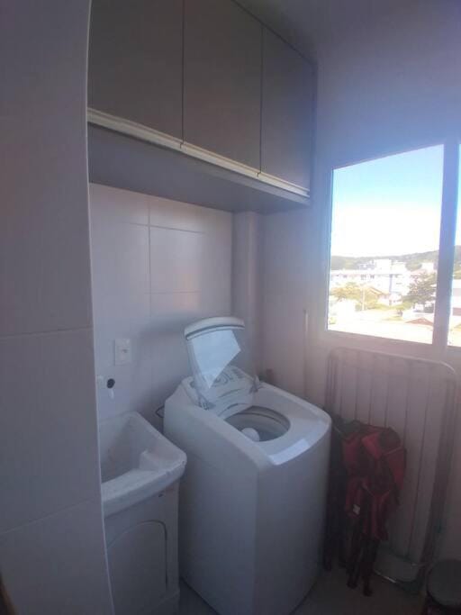 Apart 1 dorm 1 banh na praia de Palmas Gov Celso R Apartment in Florianopolis