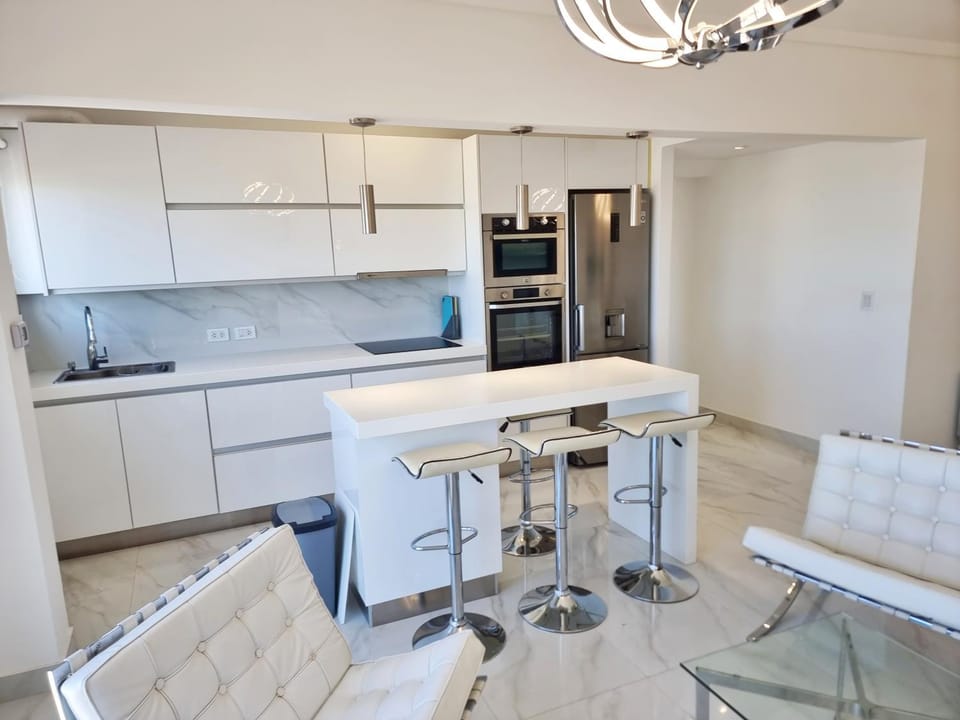 Kitchen or kitchenette, oven