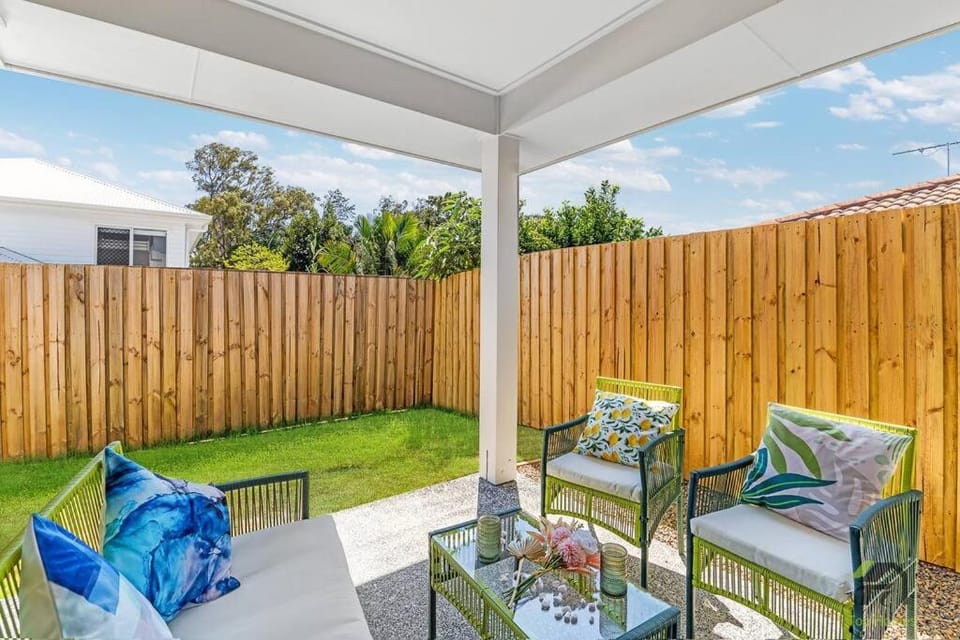 Serenity Stay in Richlands Villa in Brisbane
