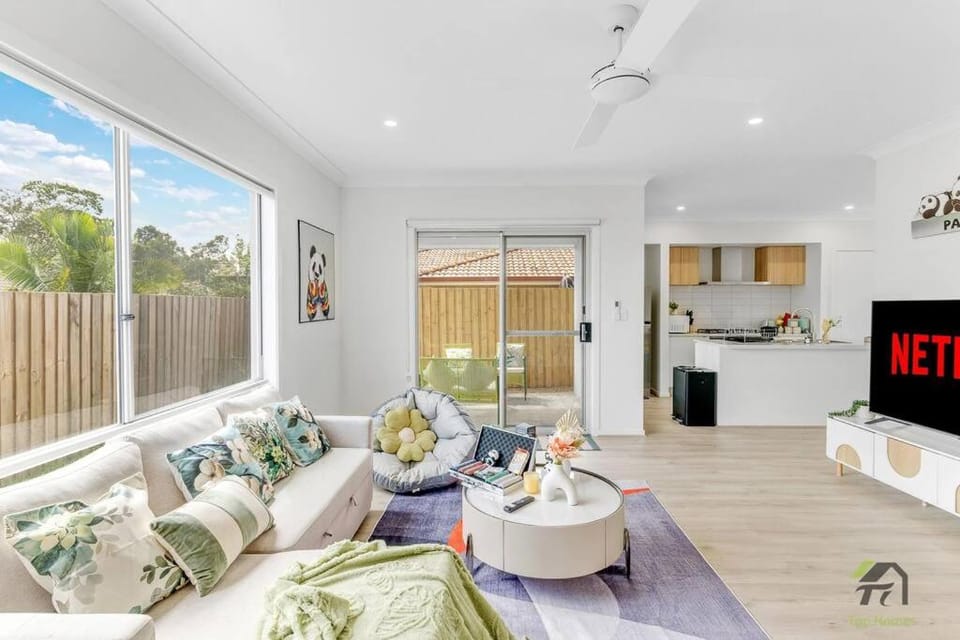 Serenity Stay in Richlands Villa in Brisbane
