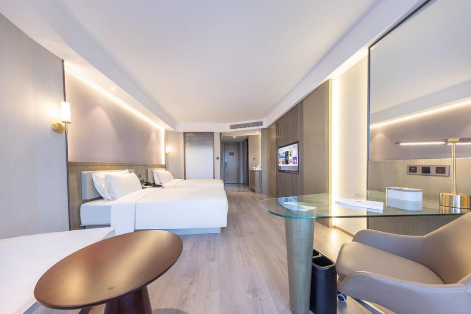 Atour X Hotel Nanjing Jiangbei International Health City Hotel in Nanjing