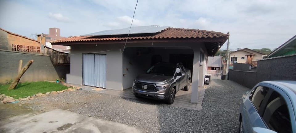 Edícula Costa e Silva Ideal para Indústria e Faculdades Apartment in Joinville