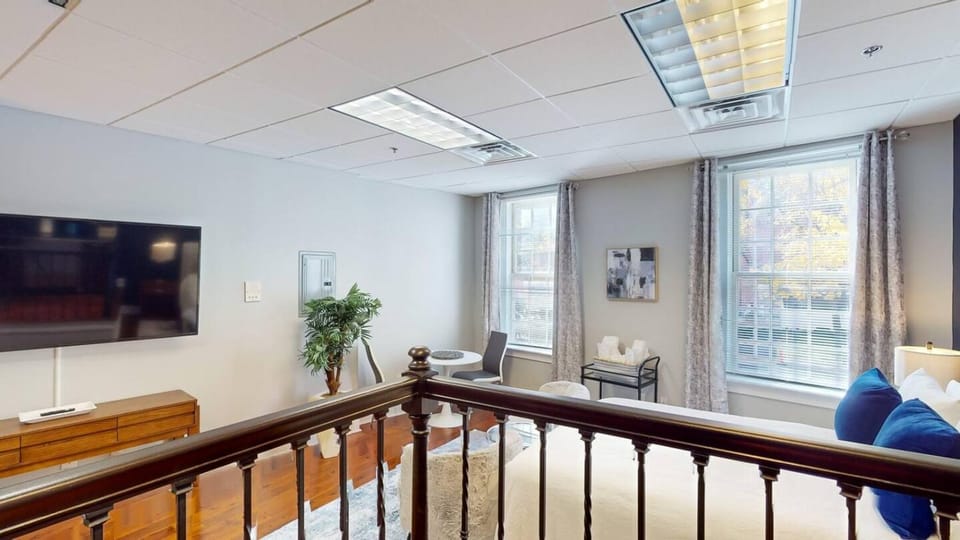 Cozy Studio in Faneuil HallQuincy Market Apartment in North End Boston