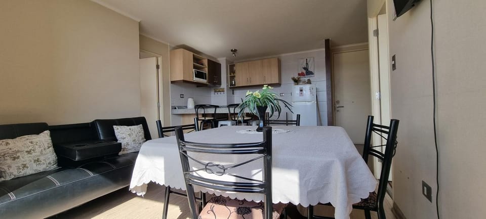 Kitchen or kitchenette, Living room, Dining area, pet friendly