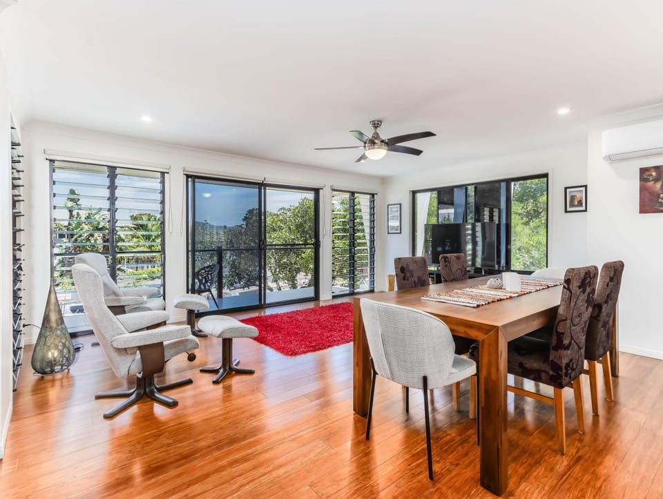 Beachside Escape on Cottonwood Villa in Tweed Heads