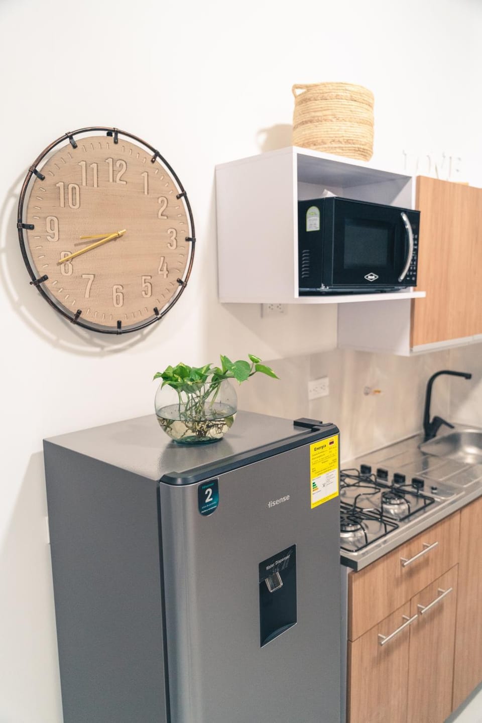 Property building, Kitchen or kitchenette, Photo of the whole room, minibar, oven, pet friendly, stove
