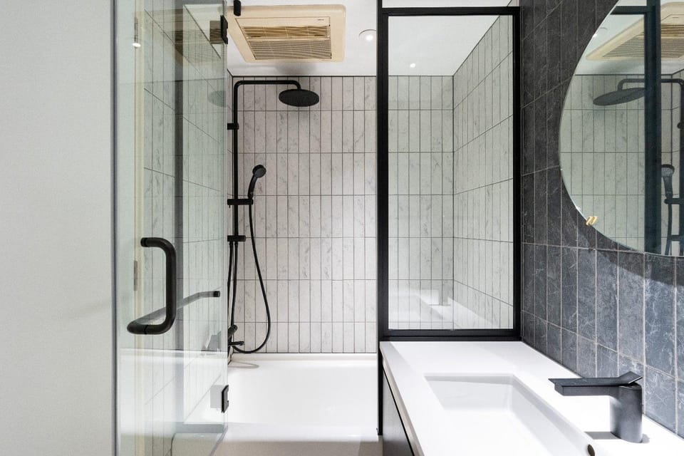 Bathroom, Bath