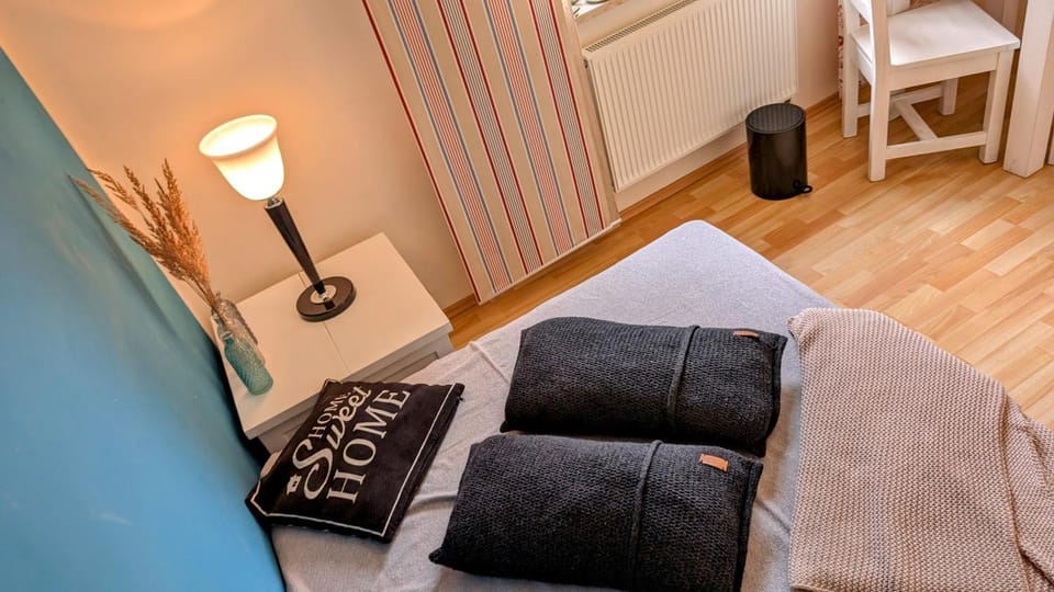 Schönes großes Haus in Neubrandenburg zentrum-, strandnah Apartment in Neubrandenburg