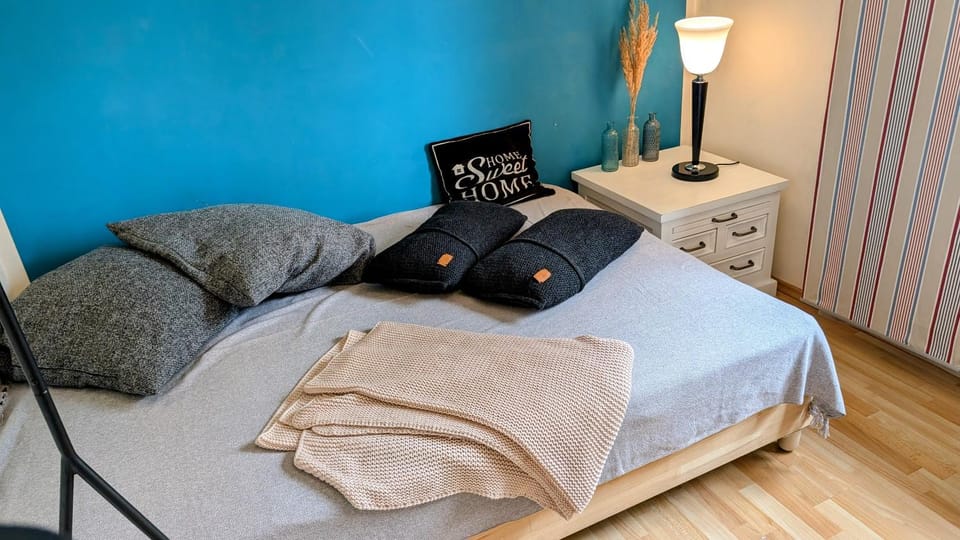 Schönes großes Haus in Neubrandenburg zentrum-, strandnah Apartment in Neubrandenburg