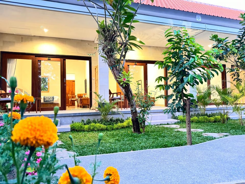 Garden, Garden view